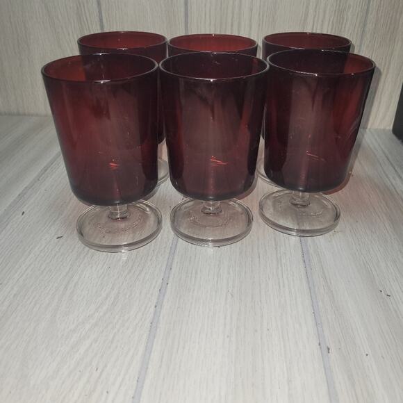 Vintage Ruby Red Cavalier Crystal Wine Goblets Glasses Barware MCM - Picture 7 of 7